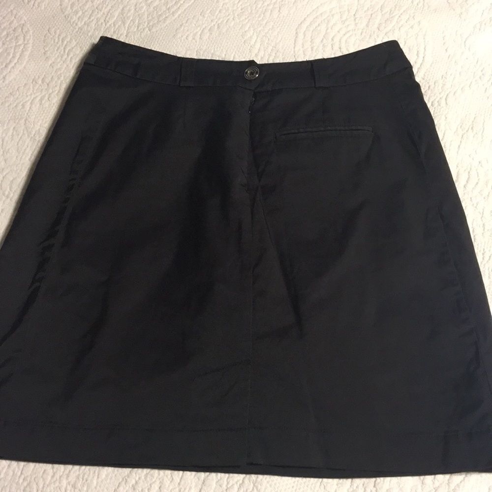 Golf skort by Green Lamb. Size 4 - Picture 7 of 8